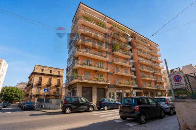 Appartamento in vendita a Catania, Borgo, Via Eleonora D’Angiò 59 – foto 1