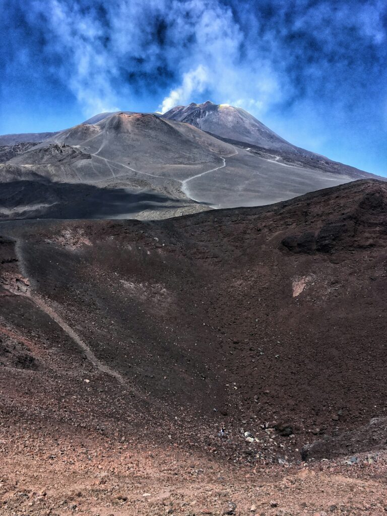 Il versante ovest dell'Etna, sopra Belpasso